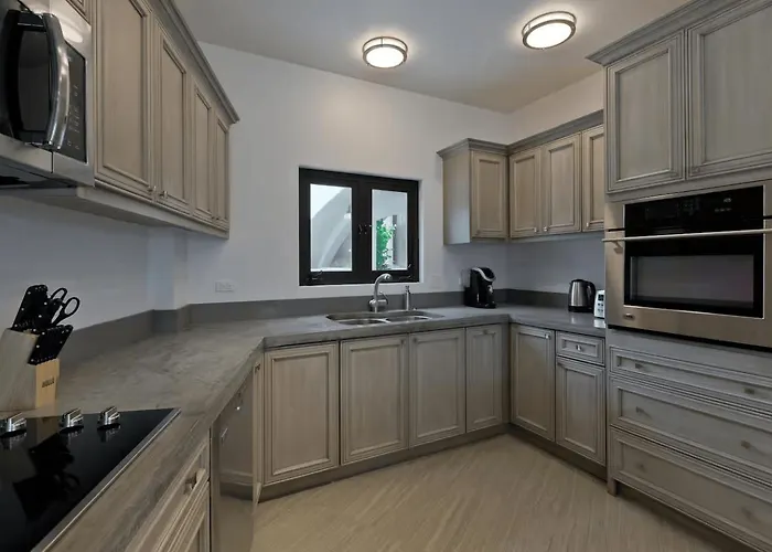 #marbella Lane - Stylish Private With Oceanviews *